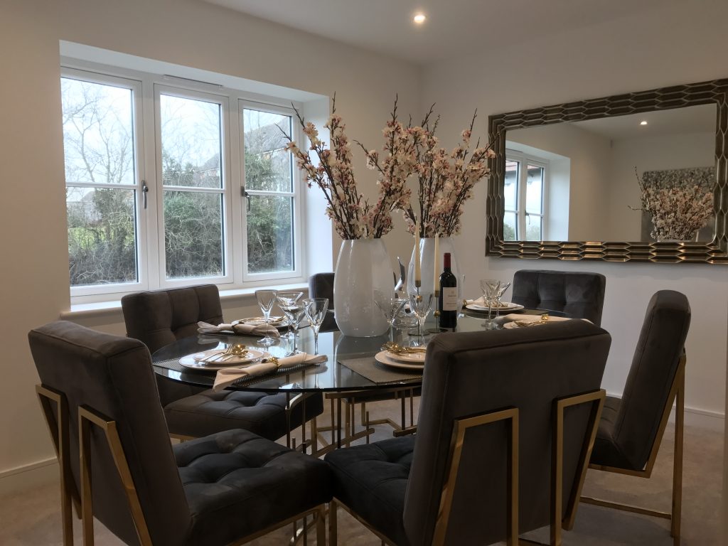 Lucas Row - Dining Room Property Developers Oxfordshire